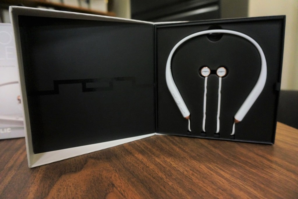 Sol Republic Shadow Wireless Headphones Review Sol Republic Shadow Wireless Headphones Review - Analie Cruz (7)