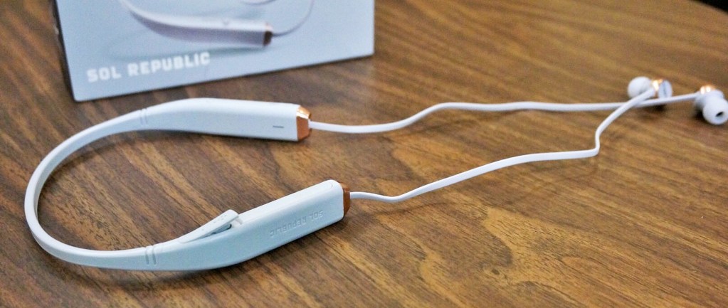 Sol Republic Shadow Wireless earbuds Review - Sol Republic Shadow Wireless earbuds Review - Analie Cruz (4)
