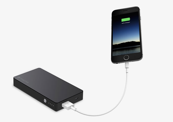 dads and grads guide - mophie spacestation - analie cruz