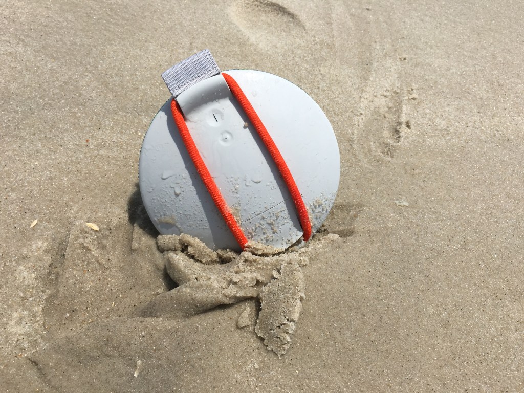 UE Roll 2 Wireless Speaker Review - Analie Cruz (14)