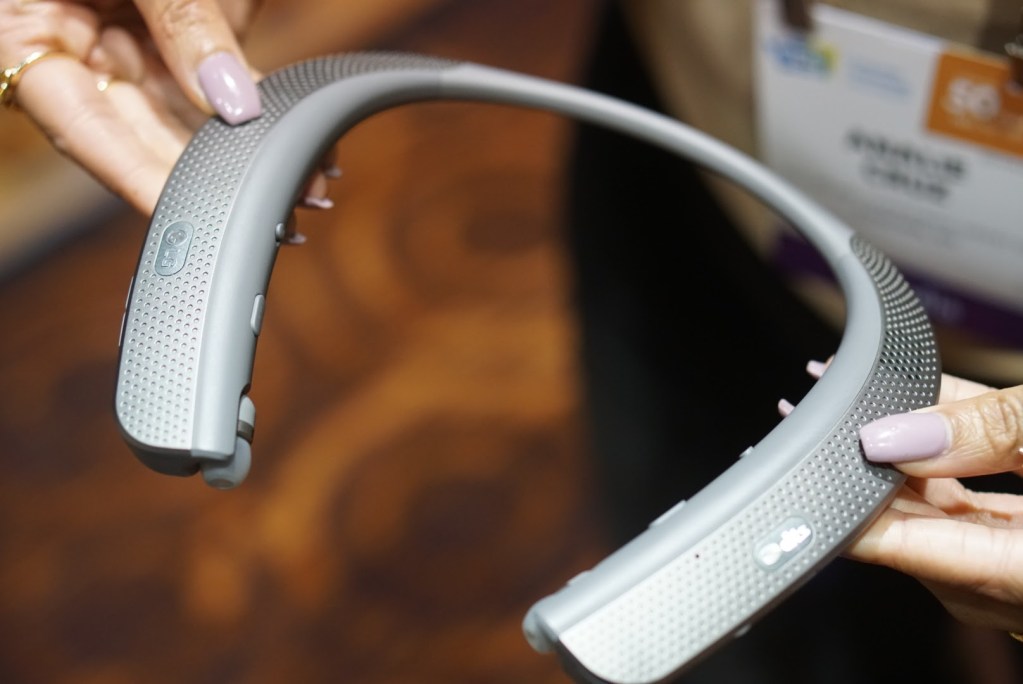 LG Tone Studio headset 