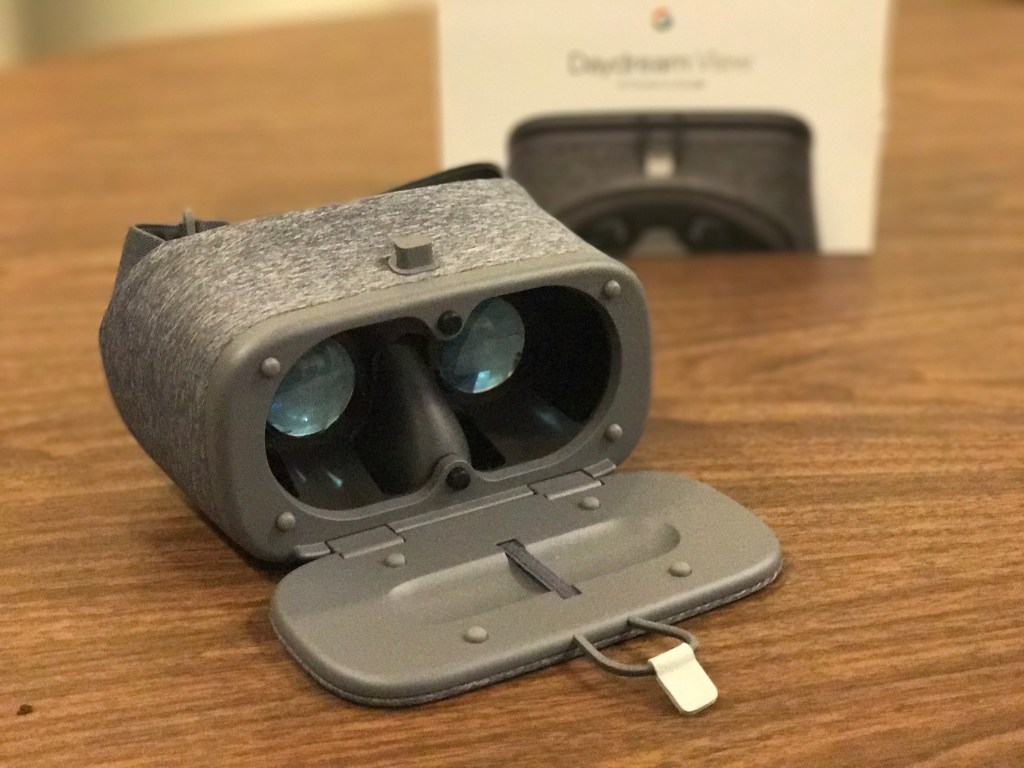Google Daydream VR headset open 
