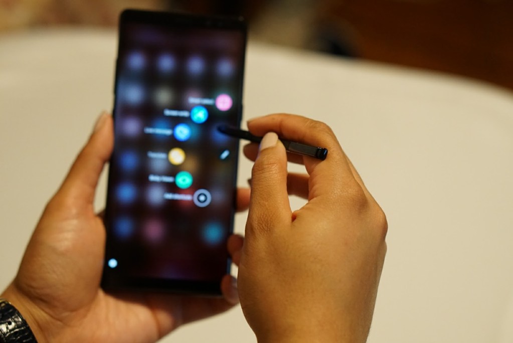 Samsung Galaxy Note8 Review - S-Pen menu