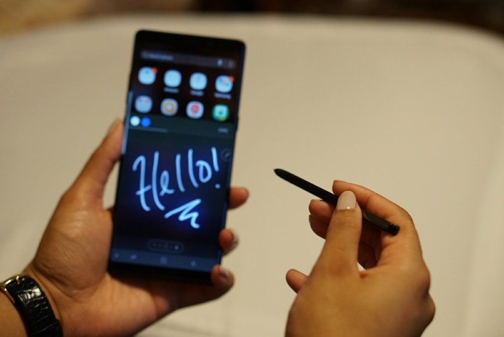 Samsung Galaxy Note8 Review - Live Message Samsung Galaxy Note8 Review - Live Message