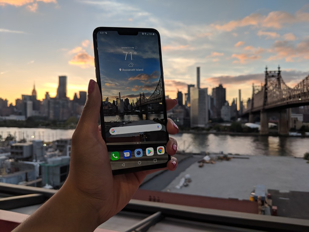 LG V40 ThinQ 