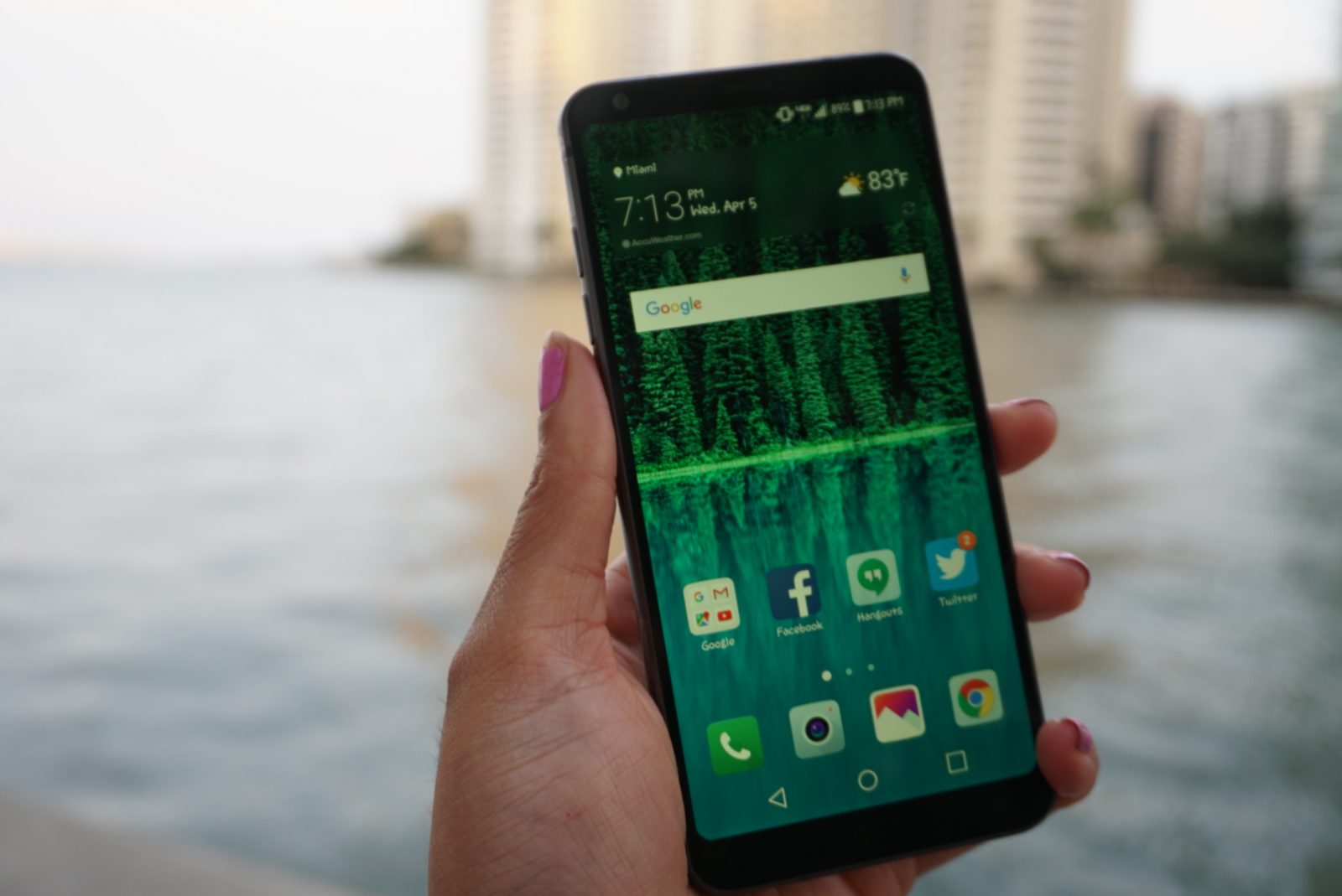 LG G6 Review - lgg6 -