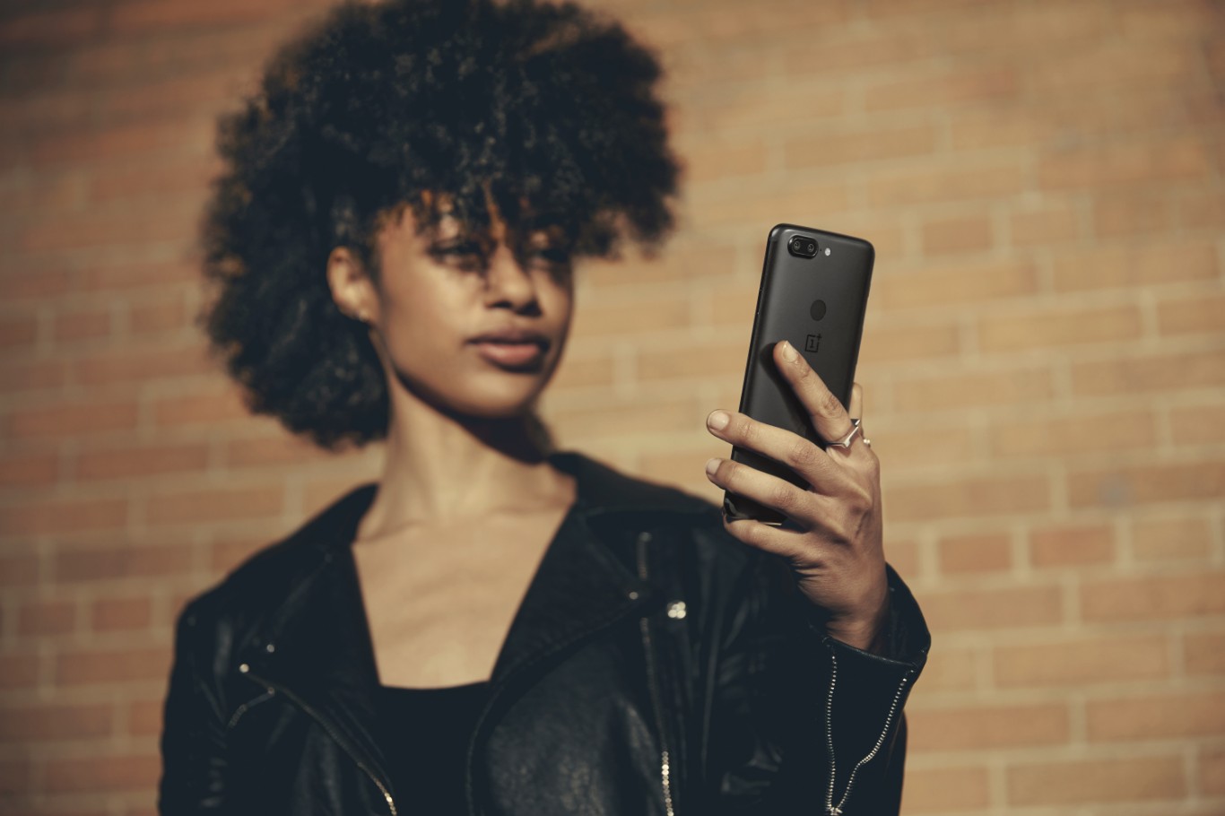 OnePlus 5T Official Image