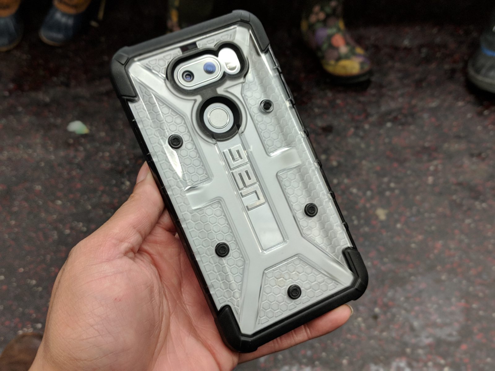 Urban Armor Gear UAG Plasma Series Case LG V30 - Review