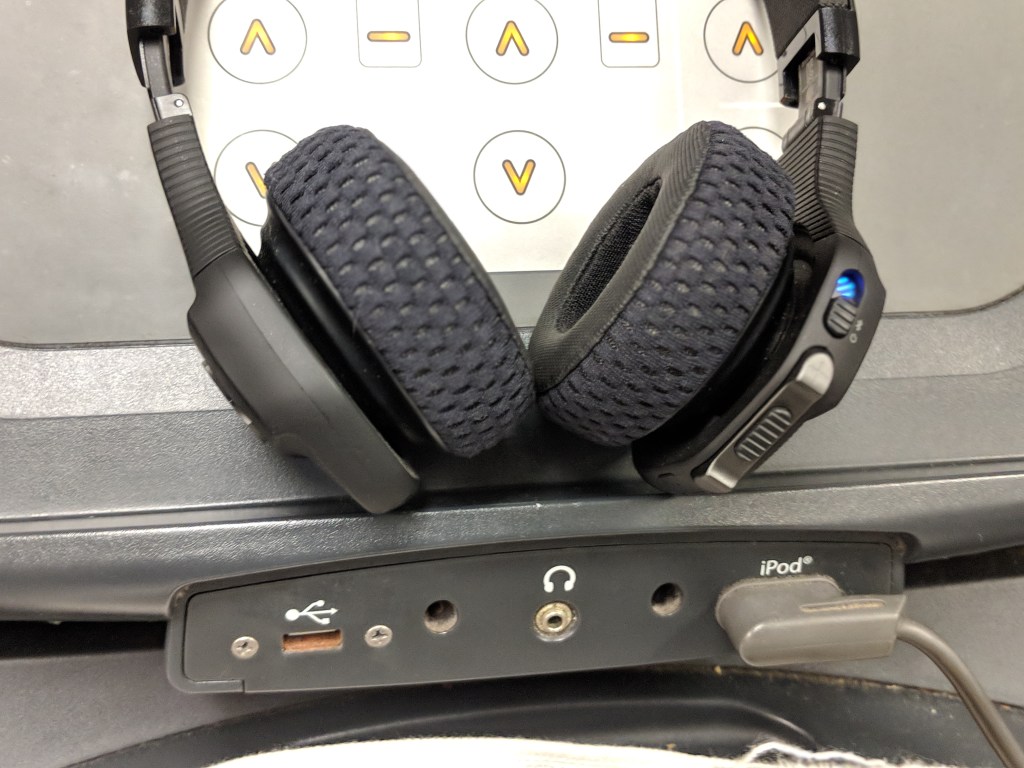 Ear pads - JBL Under Armour Sport Wireless Train Gym Headphones Ear pads - UA Wireless Sport Train Headphones JBL - 1