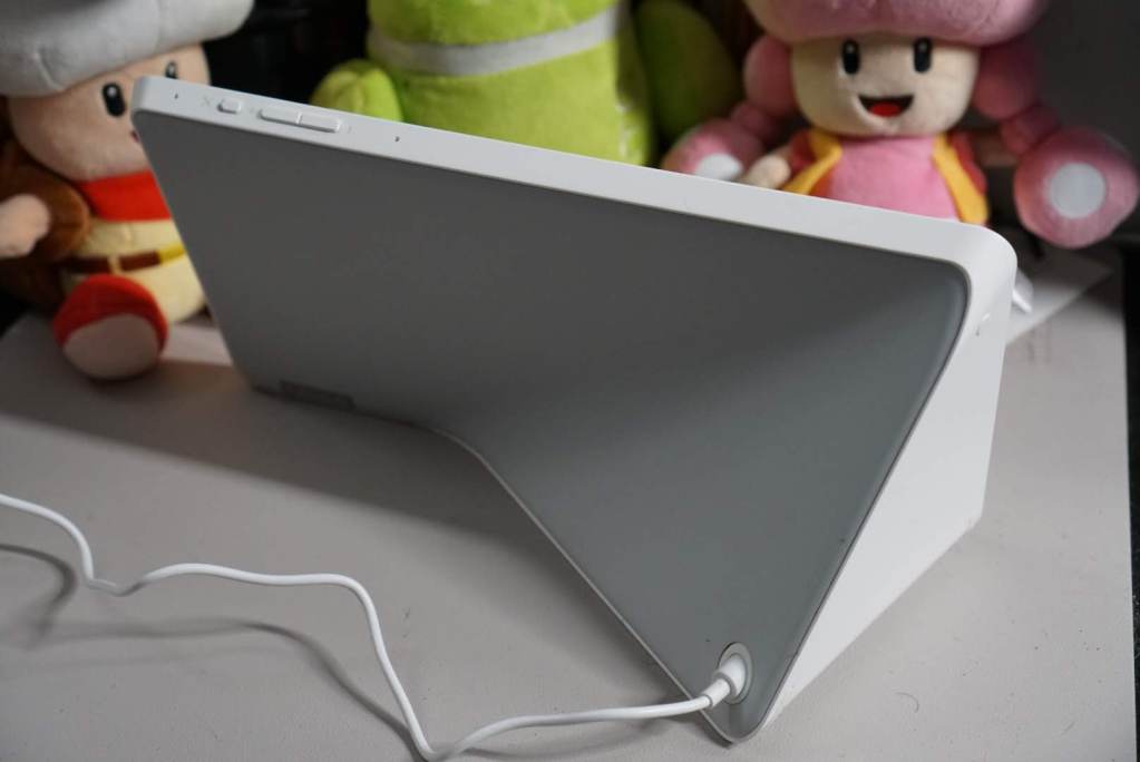 Lenovo Smart Display With Google Assistant Review - (6)