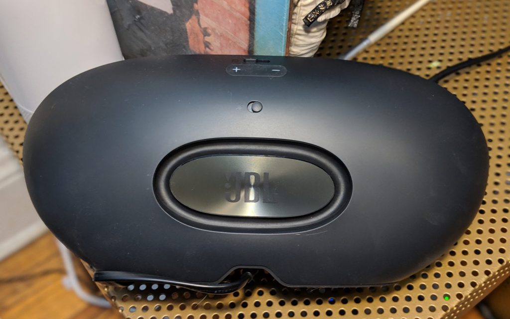 Back side of JBL Link View Speaker display 