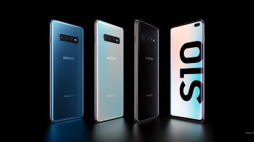 Samsung Galaxy S10 -Standing-Multi