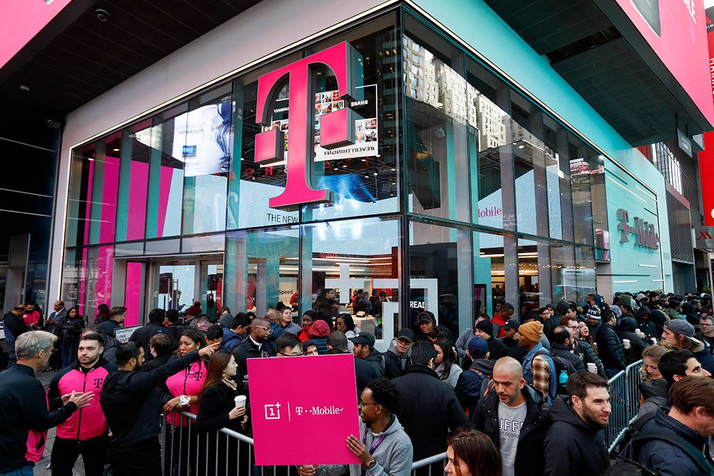 OnePlus launch event at T-Mobile Signature Store