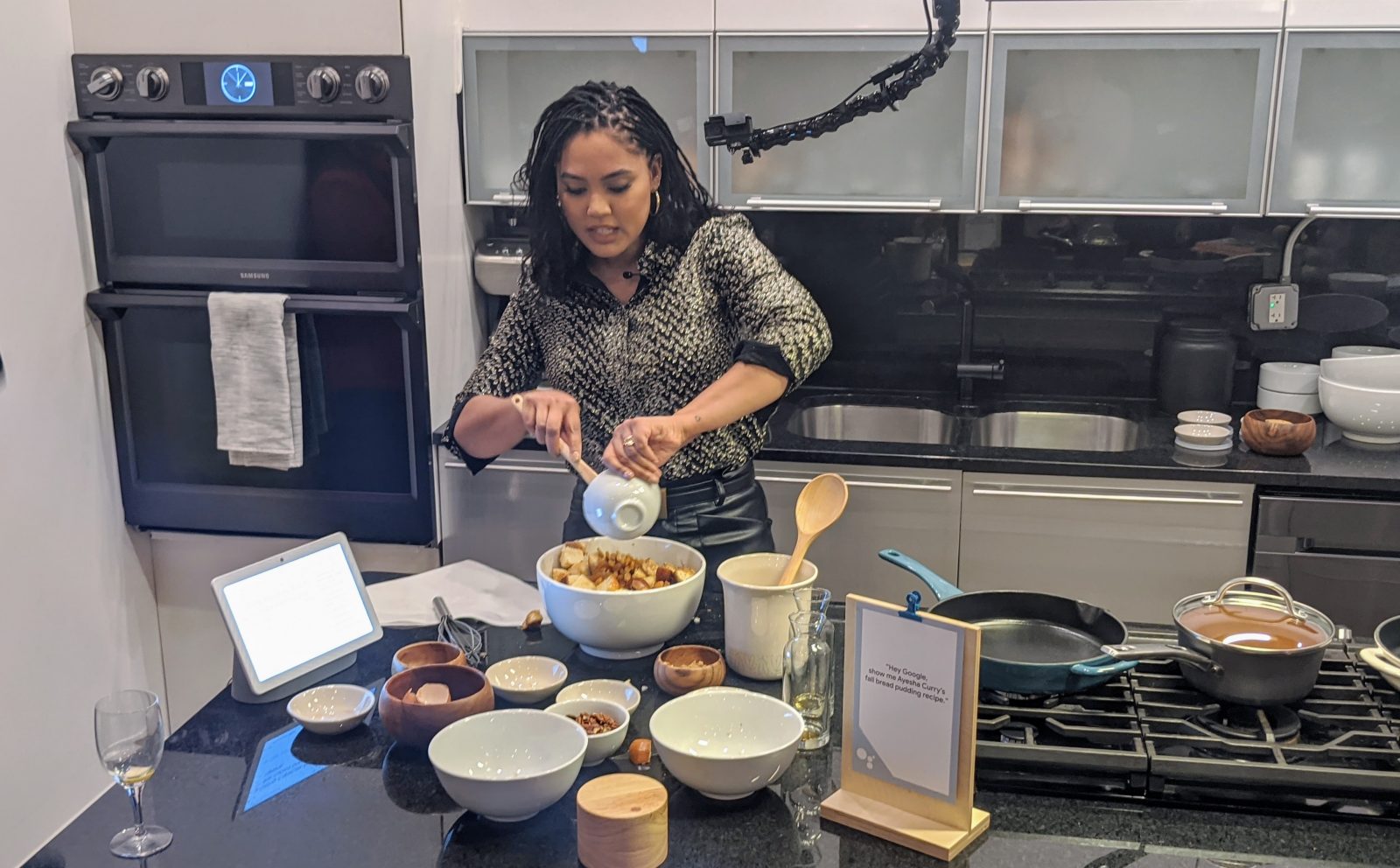 Google Nest Hub Max - Ayesha Curry Chef (2)