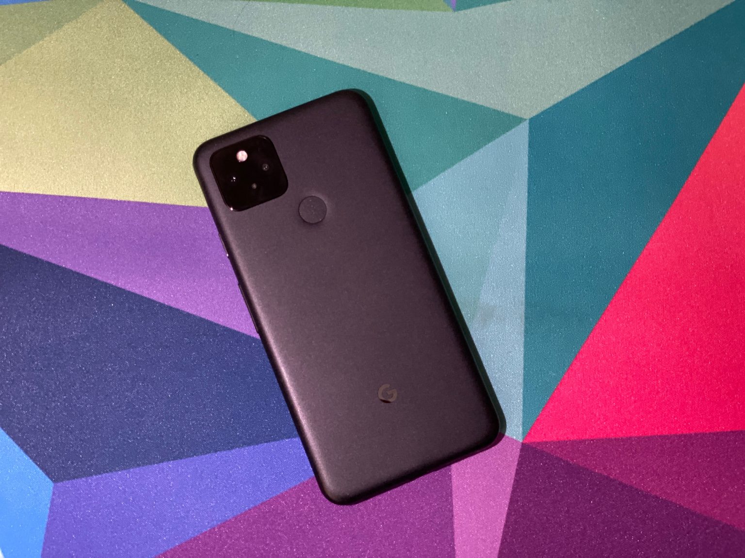 Pixel 5 Review – Still a Great Phone! – TechWeLike