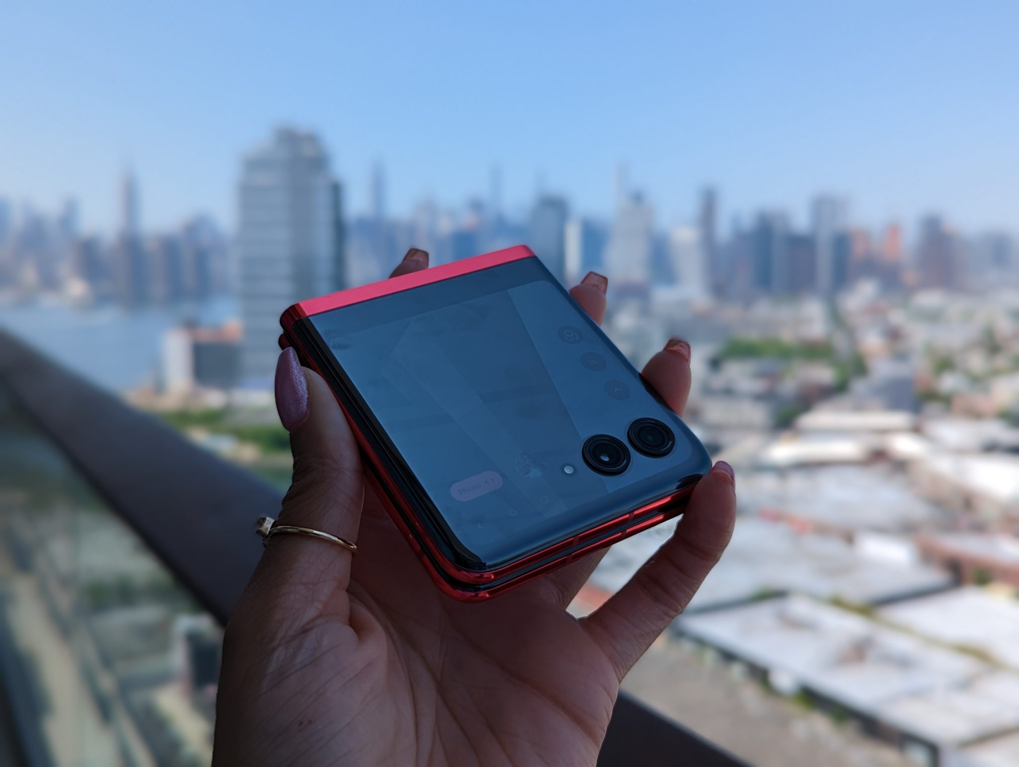 The New Motorola Razr+ is available in the iconic Viva Magenta Color ...