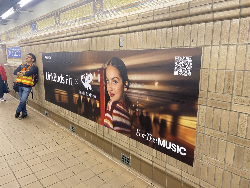 MetroCards Featuring Olivia Rodrigo wearing Sony LinkBuds Fit