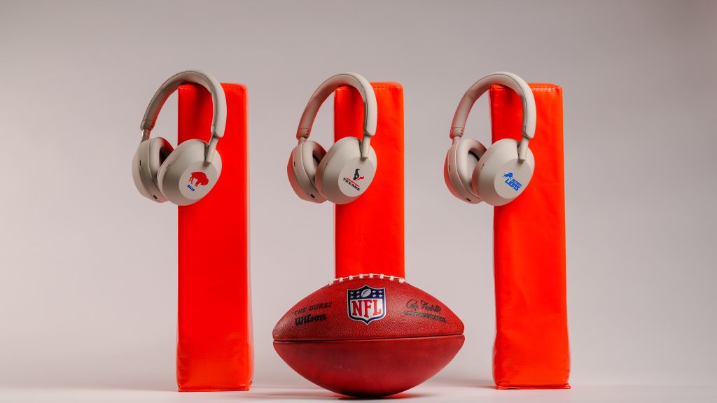 Sony x NFL Collab Brings You XM5 Over-Ear Headphones With Team